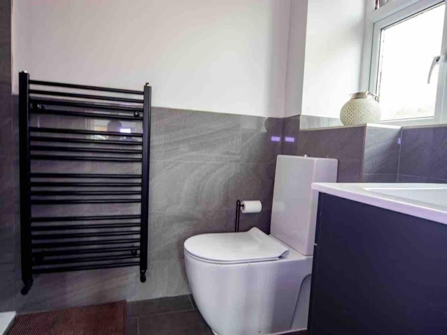 Winkton 1 Bedroom Self Contained Apartment In Christchurch מראה חיצוני תמונה