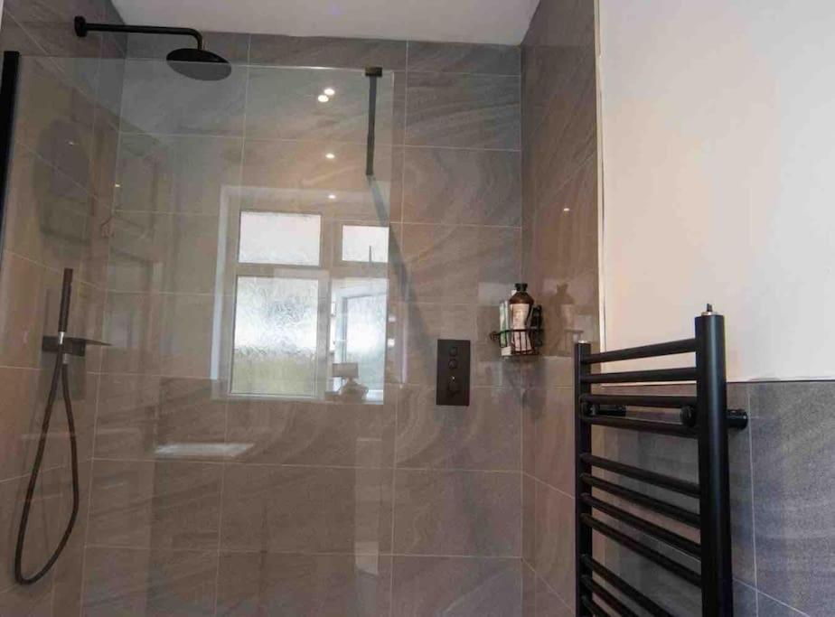 Winkton 1 Bedroom Self Contained Apartment In Christchurch מראה חיצוני תמונה
